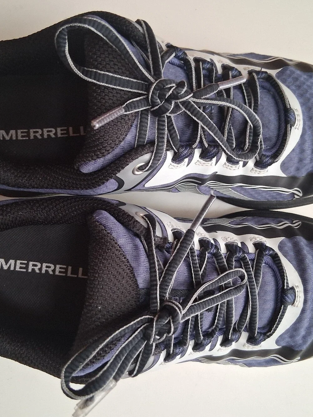 Merrell Siren Edge 3 Waterproof Hiking Shoe Size 7.5